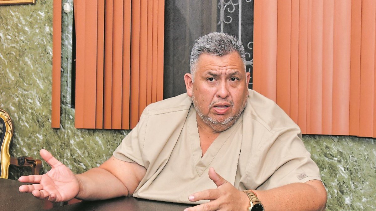 Héctor Rosero es presidente del Colegio de Médicos del Guayas.
