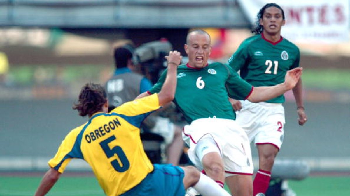 Ecuador se enfrentó con México en su primer mundial (Corea-Japón 2002) y cayó 2-1 ante los aztecas.