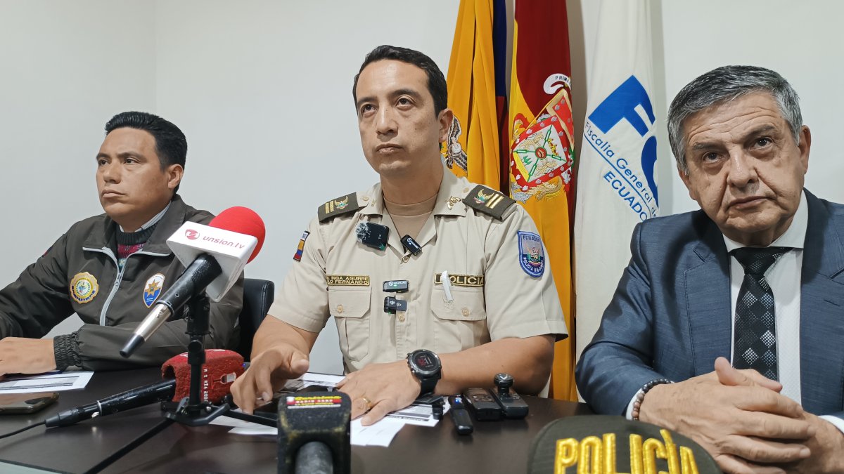 El coronel Pablo Inga, jefe del distrito norte de la Policía Nacional, informó detalles sobre la reducción de muertes violetas en Azuay.