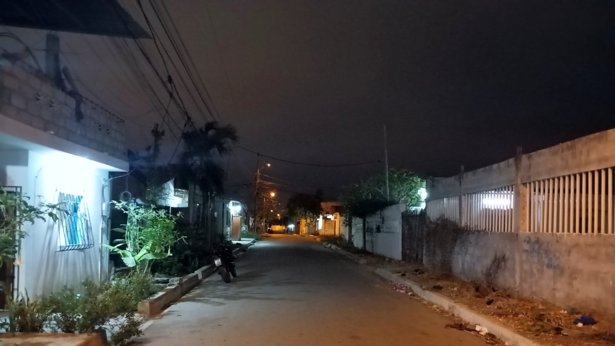 Hay sectores de General Villamil Playas donde la iluminación pública es deficiente.