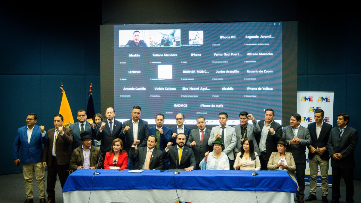 La Asociación de Municipalidades del Ecuador está conformada por los 241 alcaldes del país.