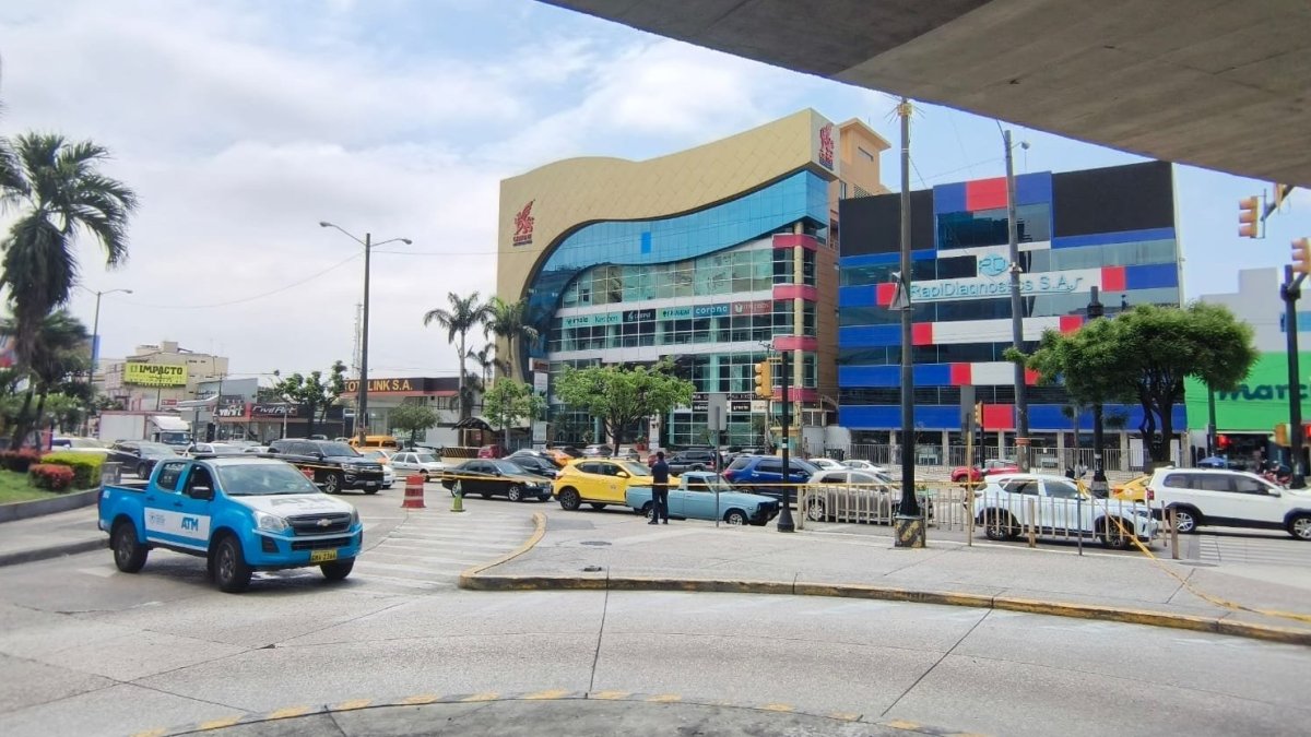 Hasta el 17 de octubre del 2025, las calles aledañas a la zona donde se registró el ataque, cerca de Mall del Sol, continuaban cerradas.