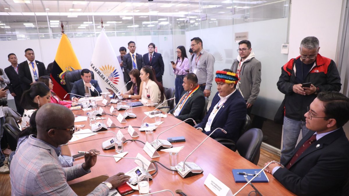 La Comisión de Fiscalización aprobó el informe sobre su investigación respecto a los operadores de justicia.