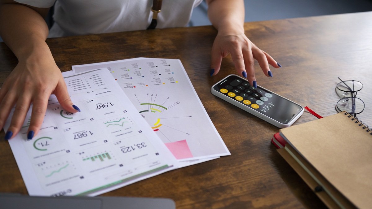 La Junta de Política y Regulación Financiera y Monetaria deberá emitir la normativa que precise qué información se entregará para construir este indicador.