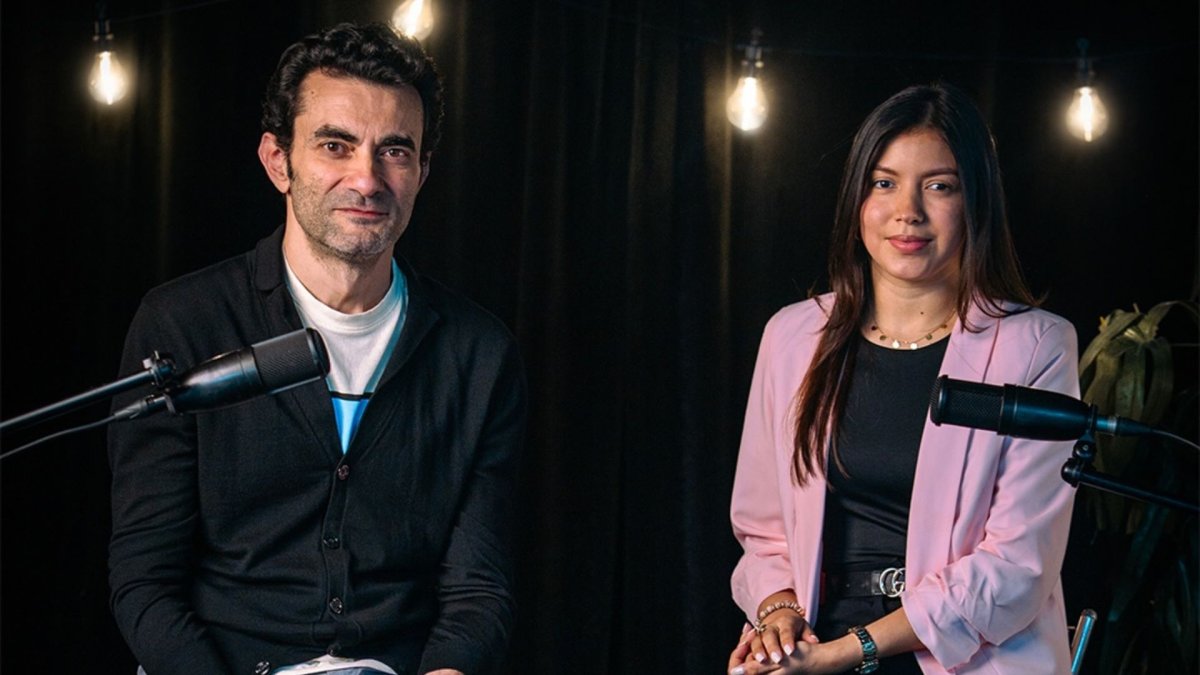 El maestro Íñigo Pirfano y Carla Lara en Chill & Bach