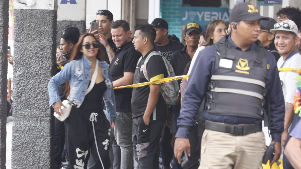 Las autoridades acordonaron la zona.