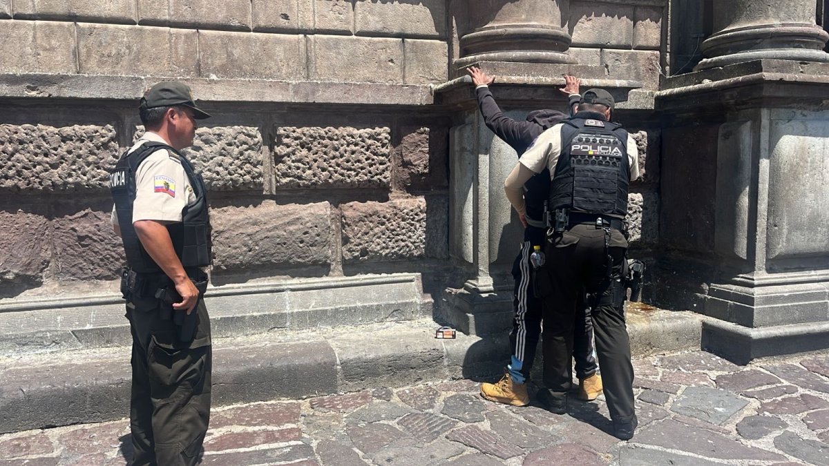 Imagen referencial. En Quito, la Policía ejecuta operativos antidelicuenciales en diferentes sectores del centro.