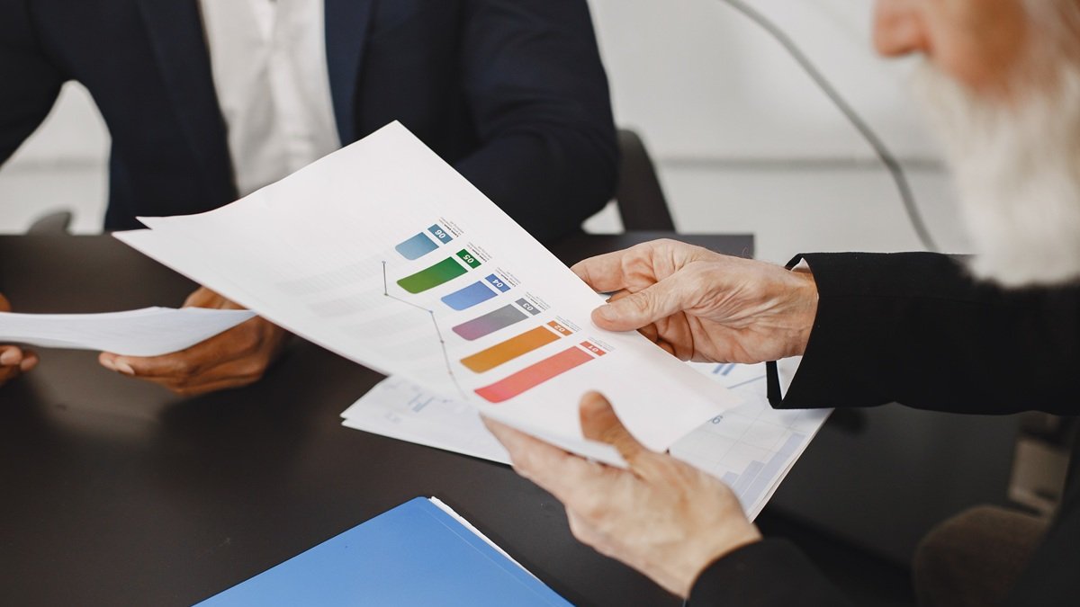 El puntaje crediticio o score es un número que va de 1 a 999 puntos.