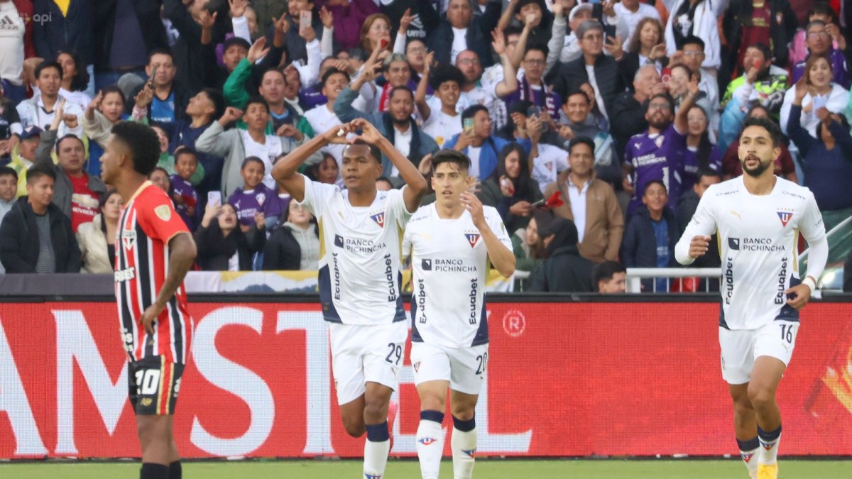 Liga de Quito quiere vivir otra noche histórica en el estadio Rodrigo Paz y conseguir una buena ventaja ante Palmeiras