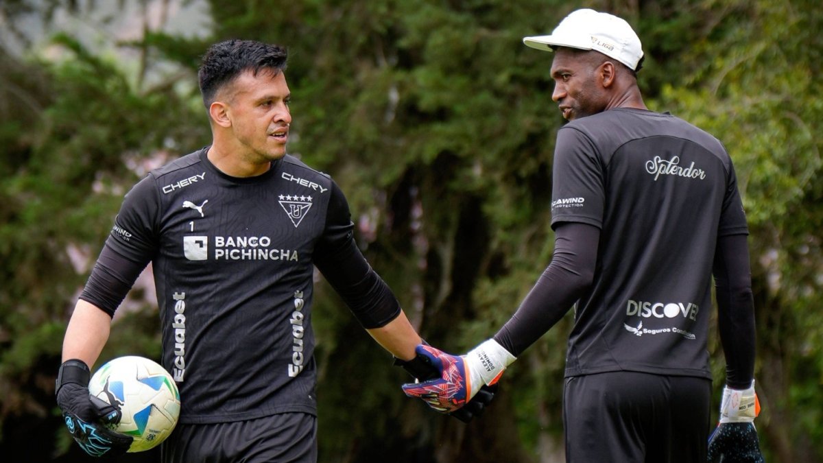 Gonzalo Valle (I) ya se encuentra recuperándose de su lesión de rodilla.
