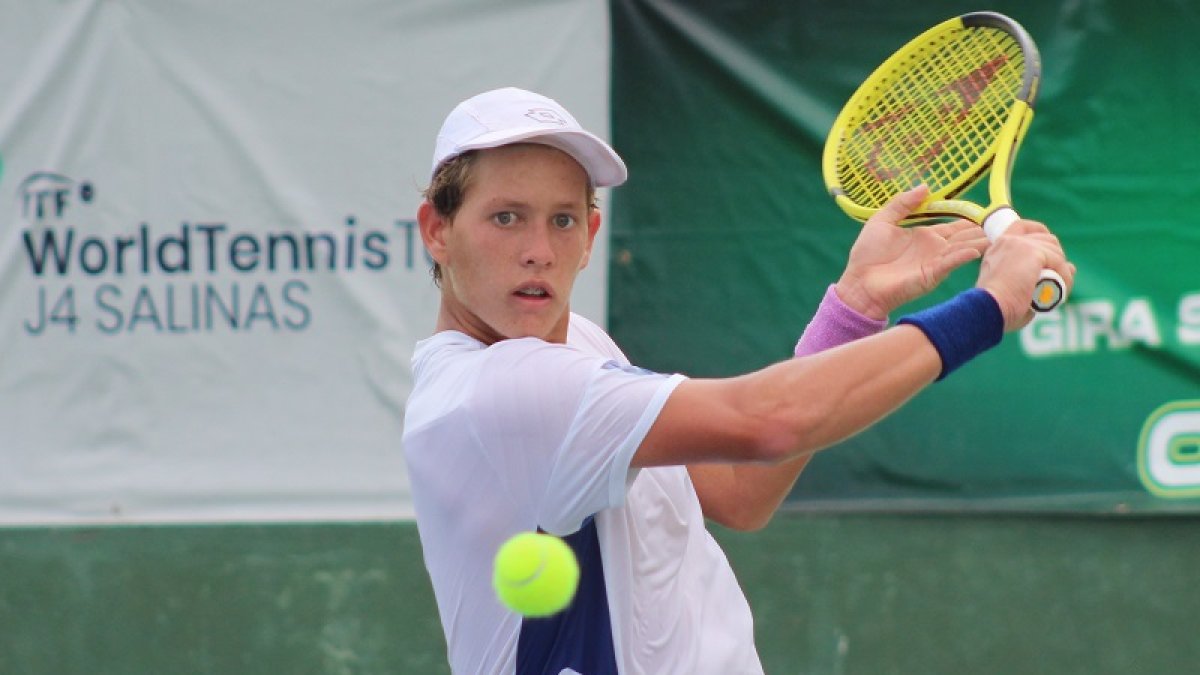 Francisco Castro era uno de los tenistas juveniles que iba a participar en el Challenger.