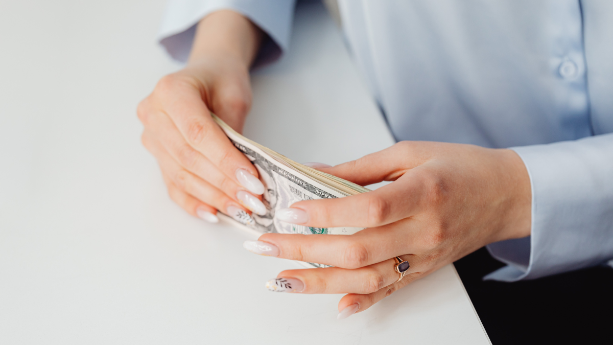 Servidores públicos recibirán el décimo tercer sueldo hasta el 14 de noviembre de 2025, según lo dispuesto por el Ministerio del Trabajo.