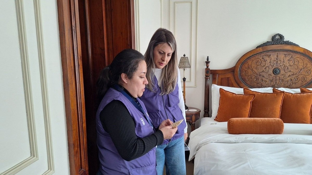 Los prestadores de servicios deberán emitir facturas electrónicas con el 8 % de IVA durante el feriado.