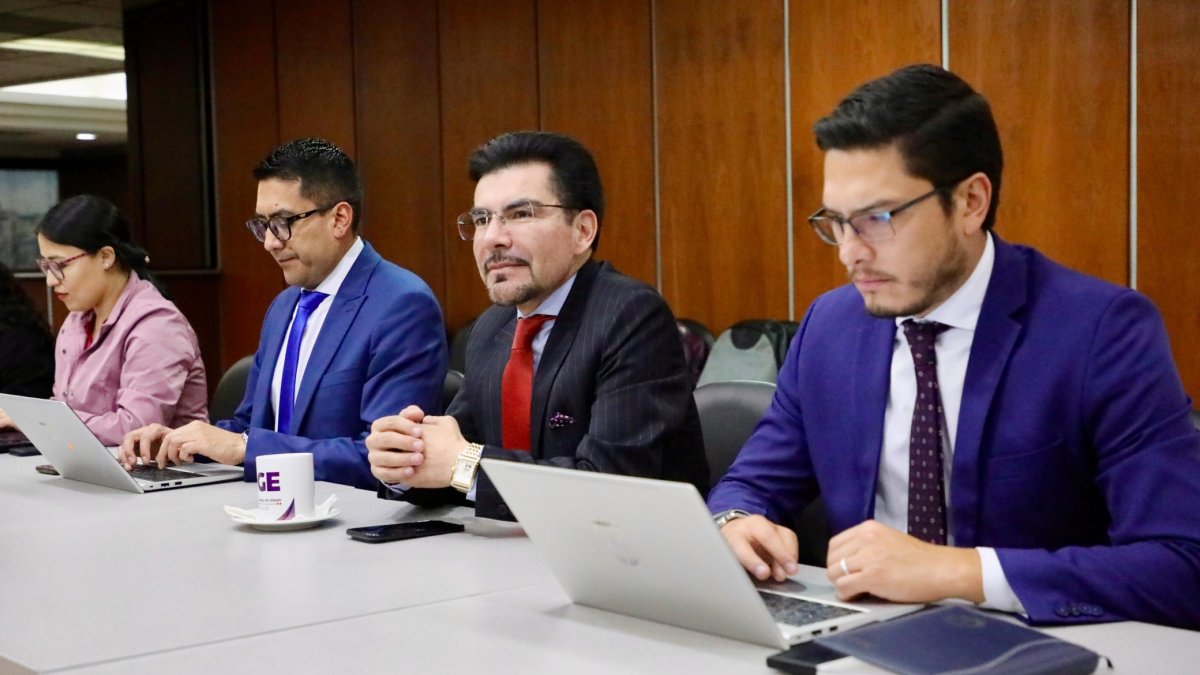 Con la presencia del fiscal general del Estado, Leonardo Alarcón, se reinstaló la audiencia de apelación a la prisión preventiva solicitada por Esther Cuesta.