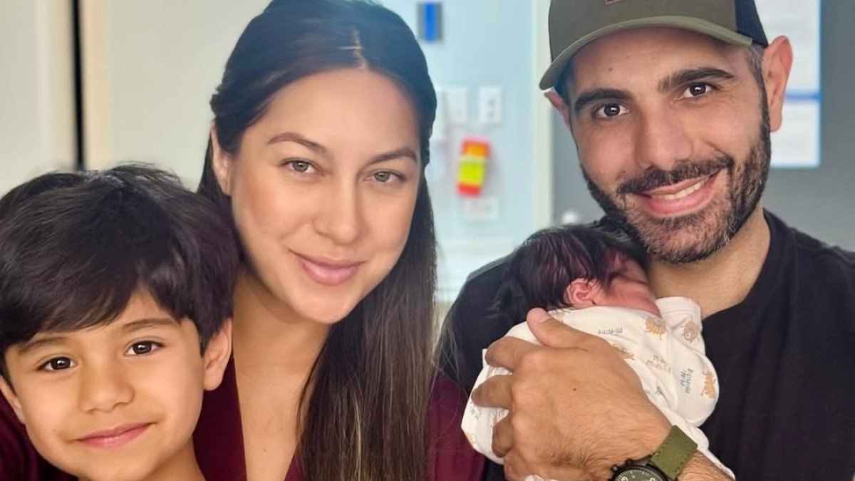 Andrea con su familia: esposo e hijos. Viven en Quito.