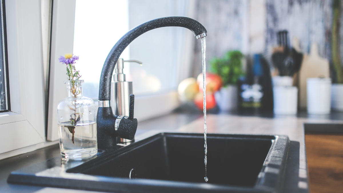 Referencial. Cortes de agua en Guayaquil.