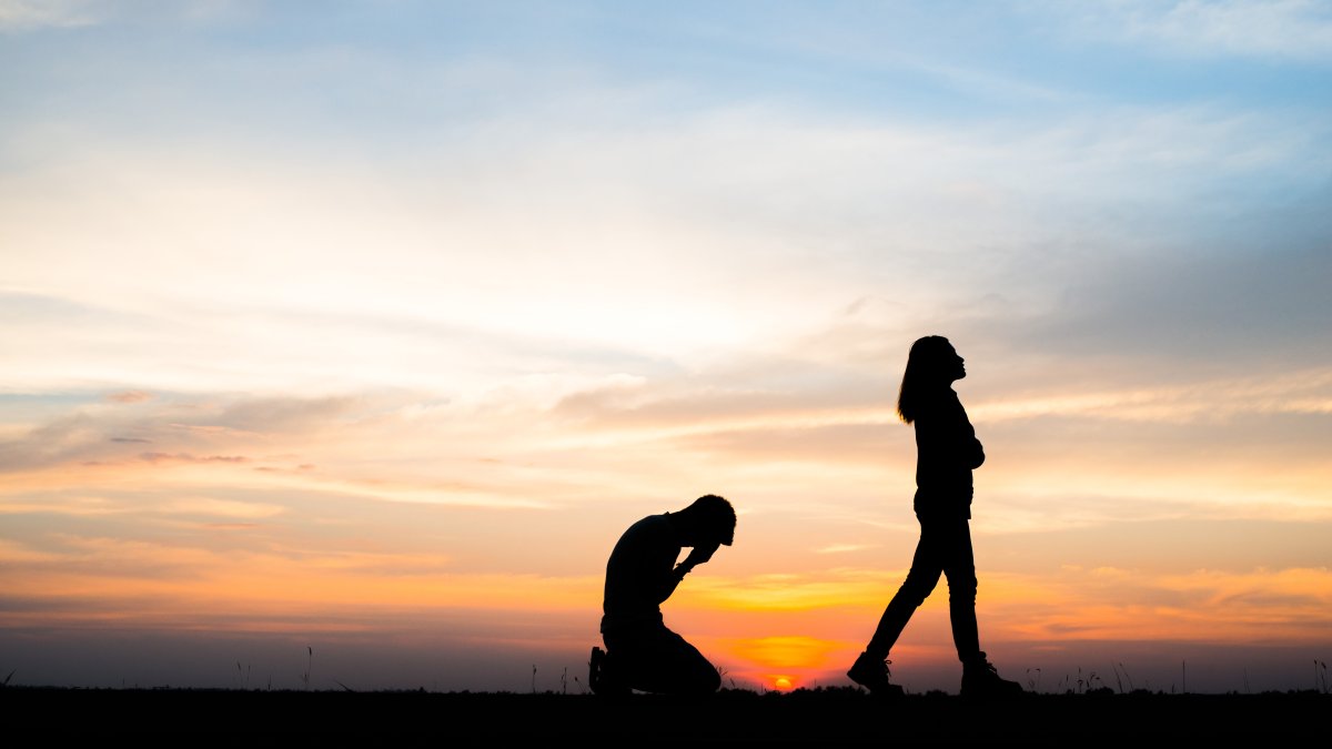 Cuando no dejamos ir, la ausencia se vuelve pesada