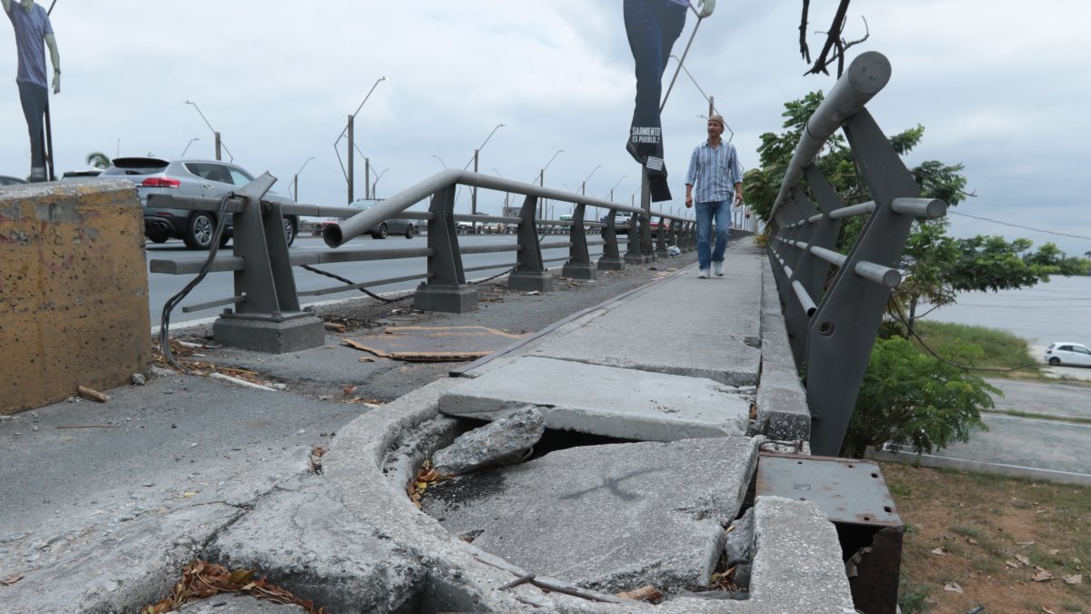 Norte. El puente de la Unidad Nacional está bajo la administración del Ministerio de Infraestructura y Transporte. Usuarios exigen mantenimiento correctivo y aseo.