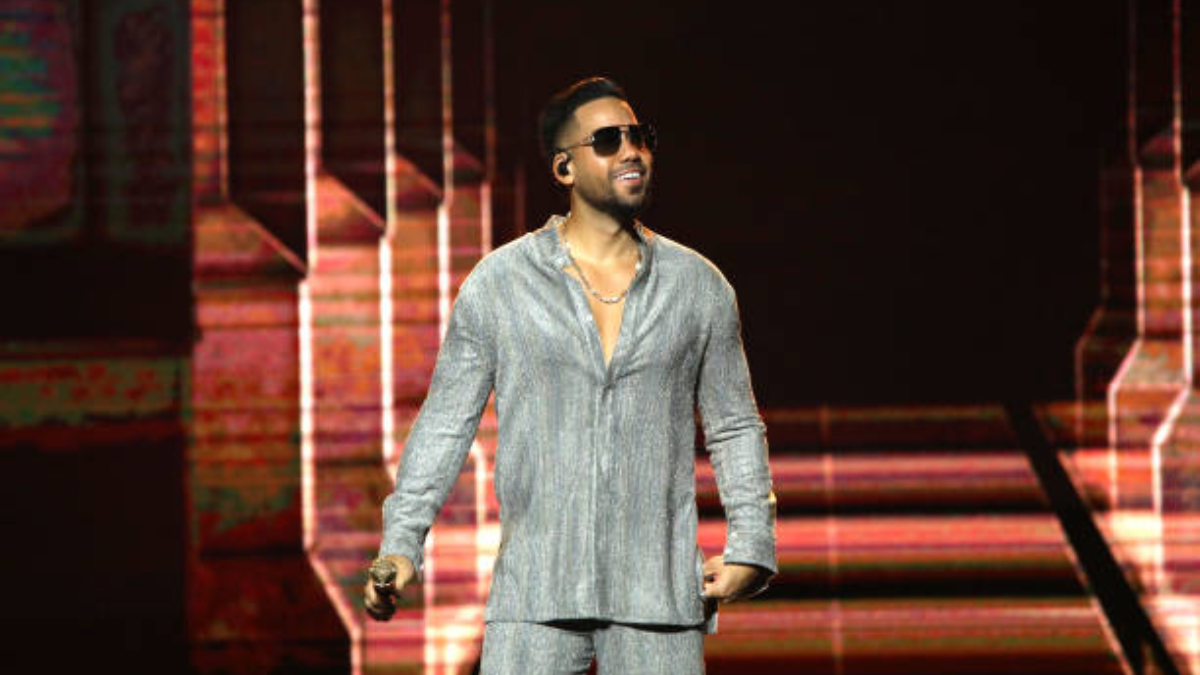 Romeo Santos ostenta el récord de ser el artista de bachata con más ventas y streams a nivel mundial.