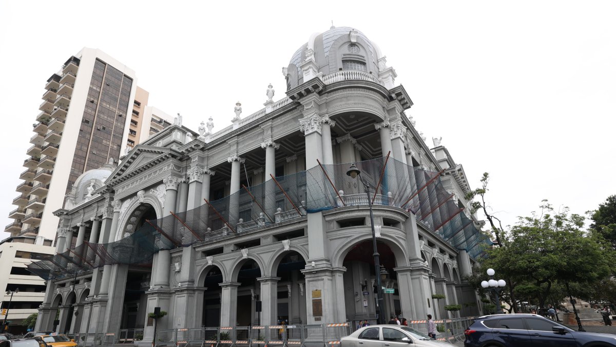 Fachada del Municipio de Guayaquil.
