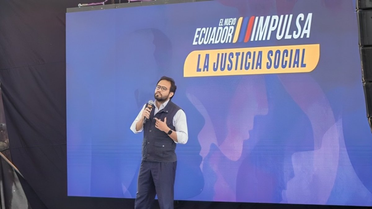 Édgar Lama von Buchwald preside el Consejo Directivo del Instituto Ecuatoriano de Seguridad Social desde el 3 de junio; antes fue ministro de Salud y abogado personal de Noboa.