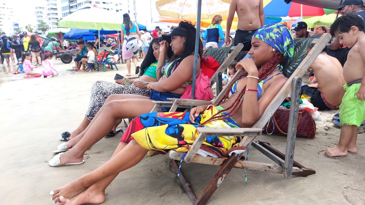 Así lució una de las playas de la provincia de Santa Elena.
