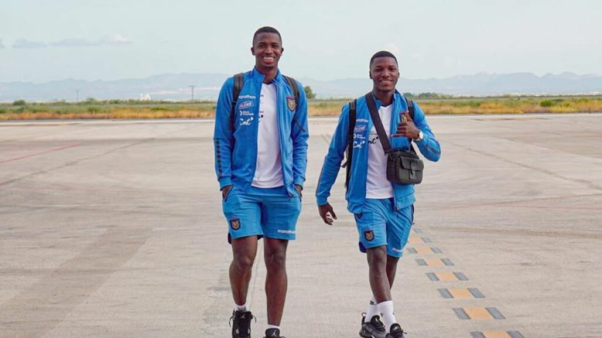 Willian Pacho y Moisés Caicedo, tricolores que fueron nominados para estar en el 11 de The Best 2025 de la FIFA.