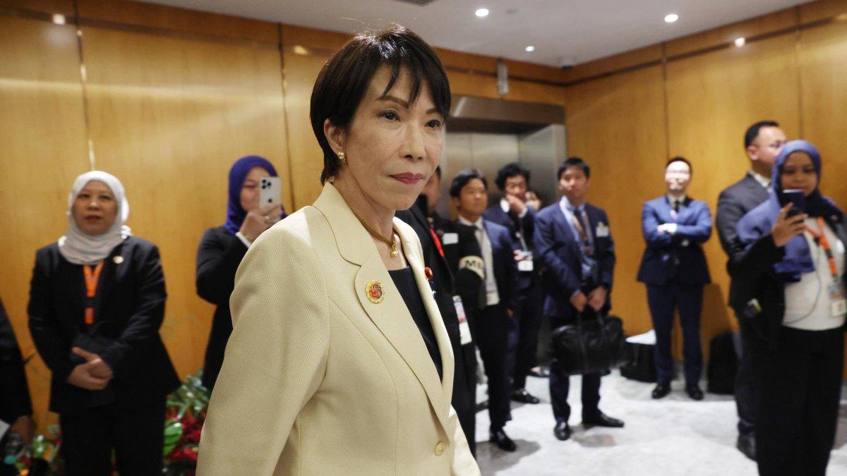 La primera ministra, Sanae Takaichi, asiste a la inauguración de la Cumbre de la Asociación de Naciones del Sudeste Asiático (ASEAN) en Kuala Lumpur, Malasia, el 26 de octubre de 2025.