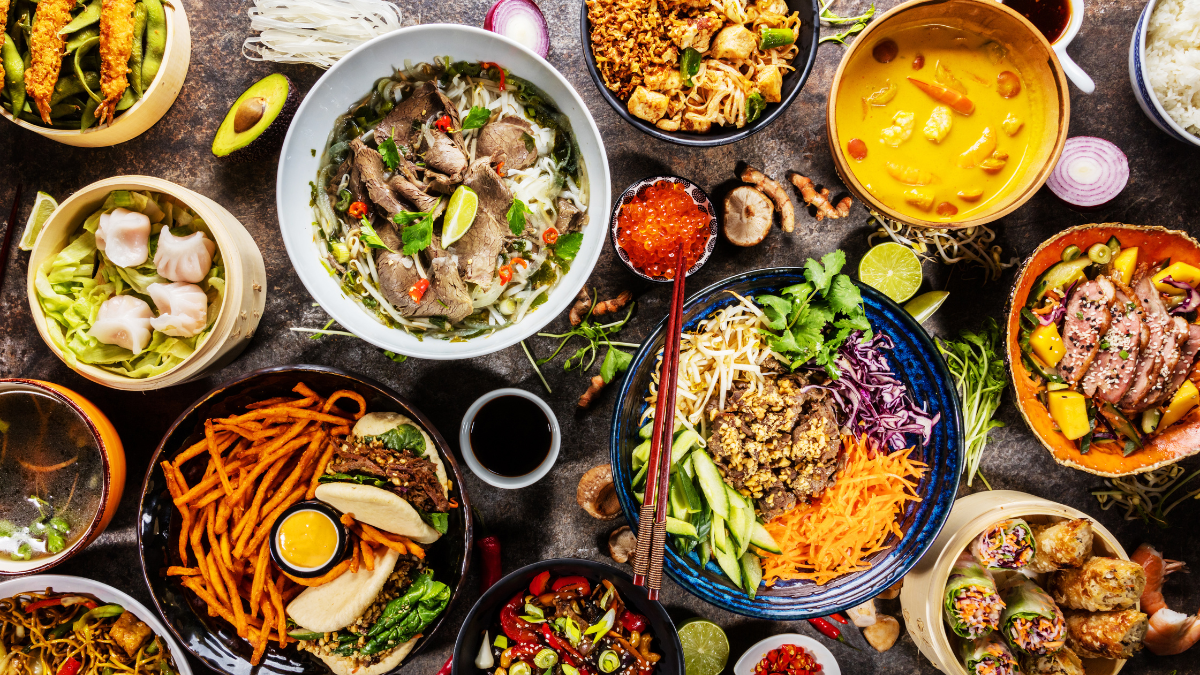 La gastronomía asiática que destaca por su equilibrio entre sabor y presentación.