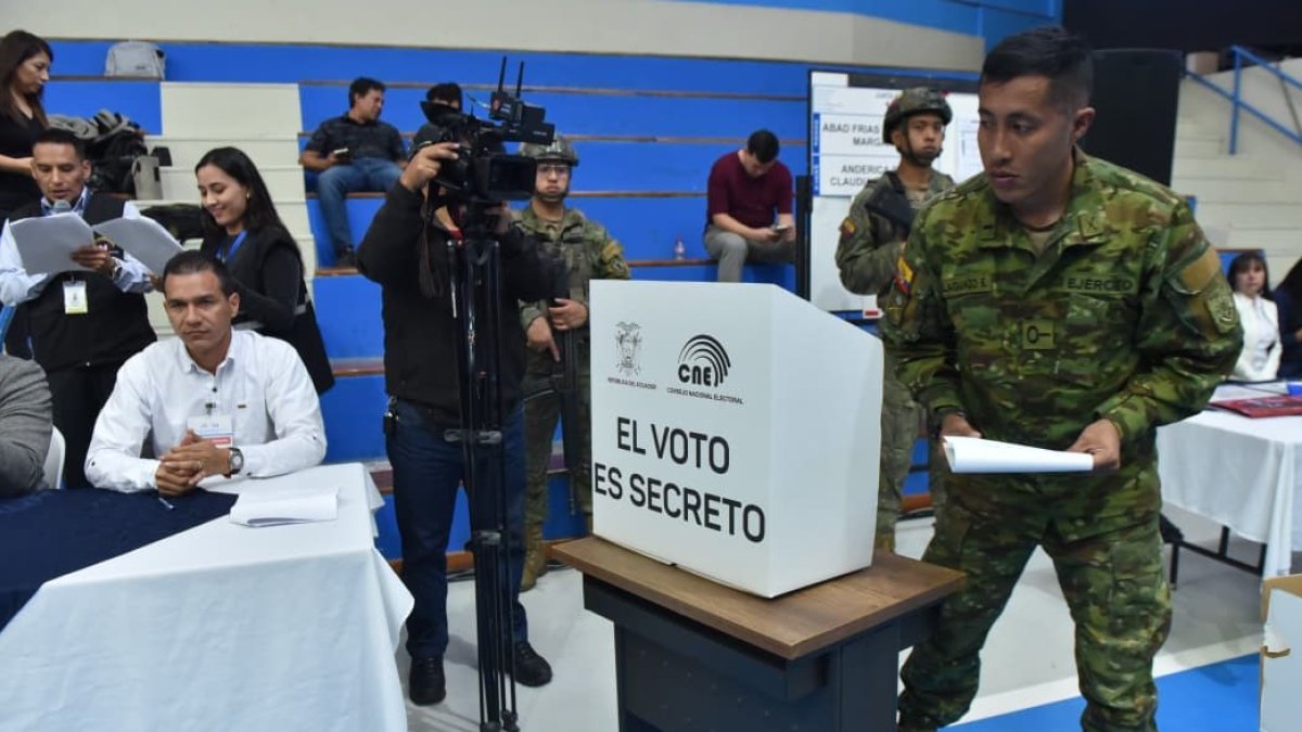 Este 13 de noviembre terminará el plazo para realizar campaña por la consulta popular y referéndum, antes de las votaciones del domingo 16.