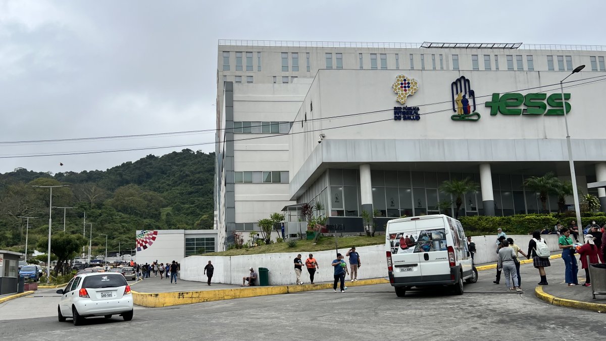 Desde el 3 de junio de 2025, Edgar Lama von Buchwald es el presidente del Instituto Ecuatoriano de Seguridad Social (IESS).