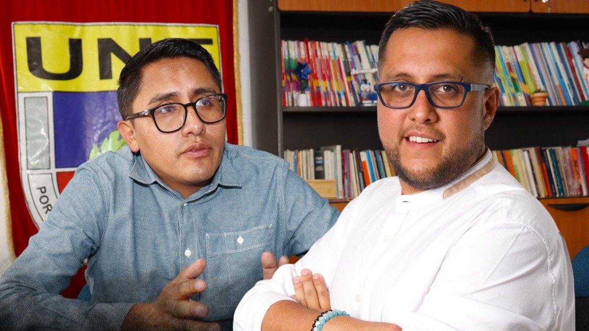 Andrés Quishpe (UNE) y Juan Fernando Flores (CREO) defienden posturas opuestas en la consulta popular del 16 de noviembre en Ecuador