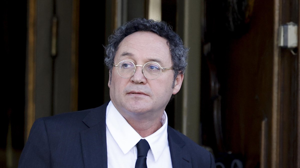 El Fiscal General del Estado español Álvaro García Ortiz abandona el Tribunal Supremo en Madrid, España, el 12 de noviembre de 2025.