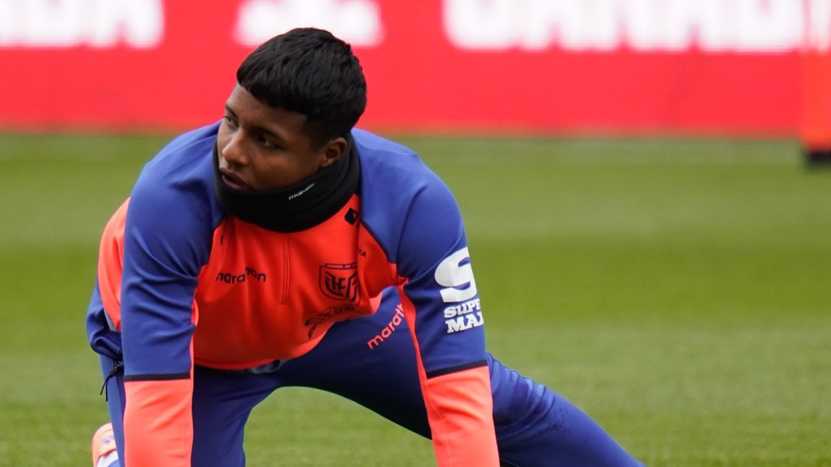 Jeremy Arévalo es uno de los debutantes de la Tri contra Canadá.