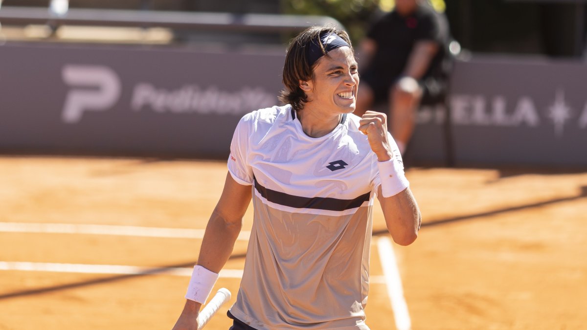 Álvaro Guillén, tenista ecuatoriano.