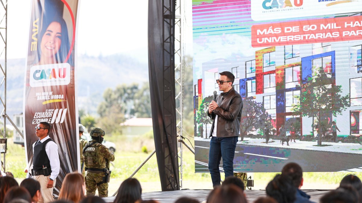Daniel Noboa presentó este 14 de noviembre, desde la Escuela Superior Politécnica de Chimborazo (Espoch), el programa 'Casa U'.