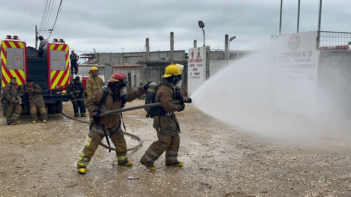 La ordenanza busca mejorar la situación de los Bomberos de Playas.