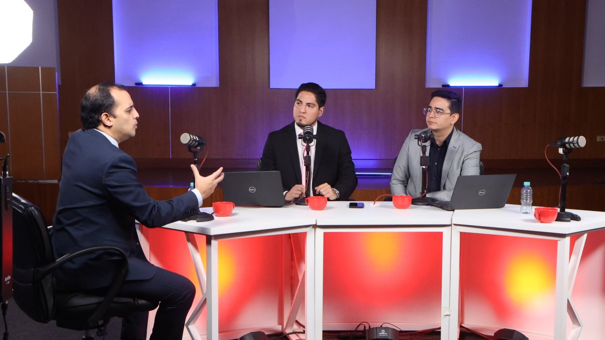 Nuevo formato de entrevistas en EXPRESO.EC y EXTRA.EC