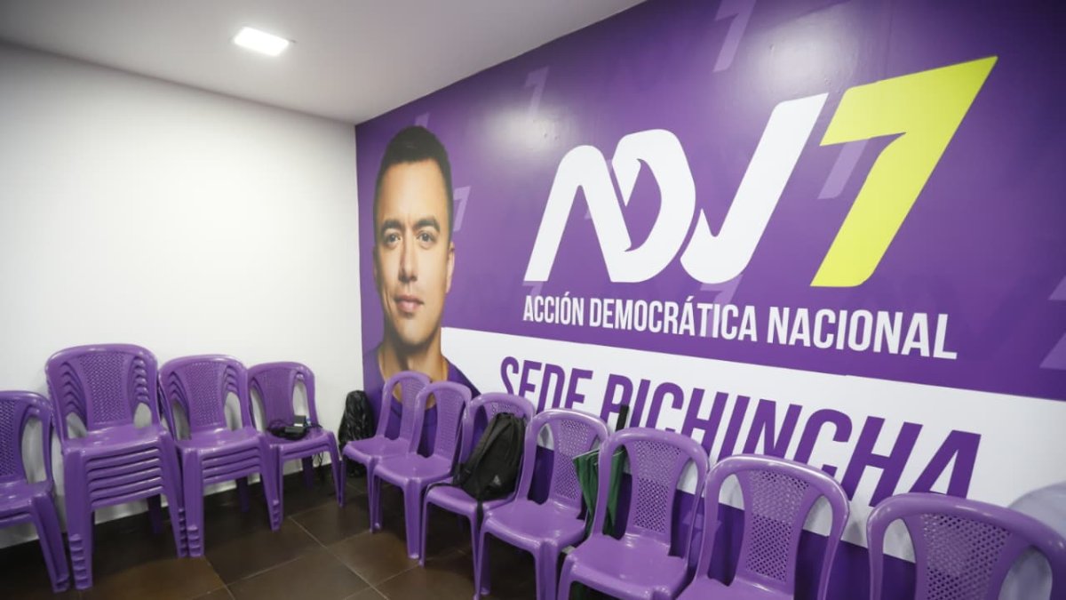 Ambiente en la sede de ADN en el norte de la capital.