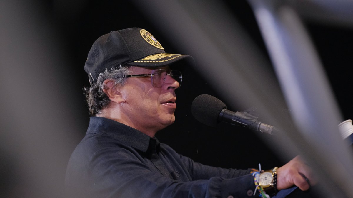Petro aseguró que el porcentaje alcanzado por el NO evidencia la posibilidad de abrir “un diálogo nacional” en Ecuador para enfrentar a las mafias criminales.