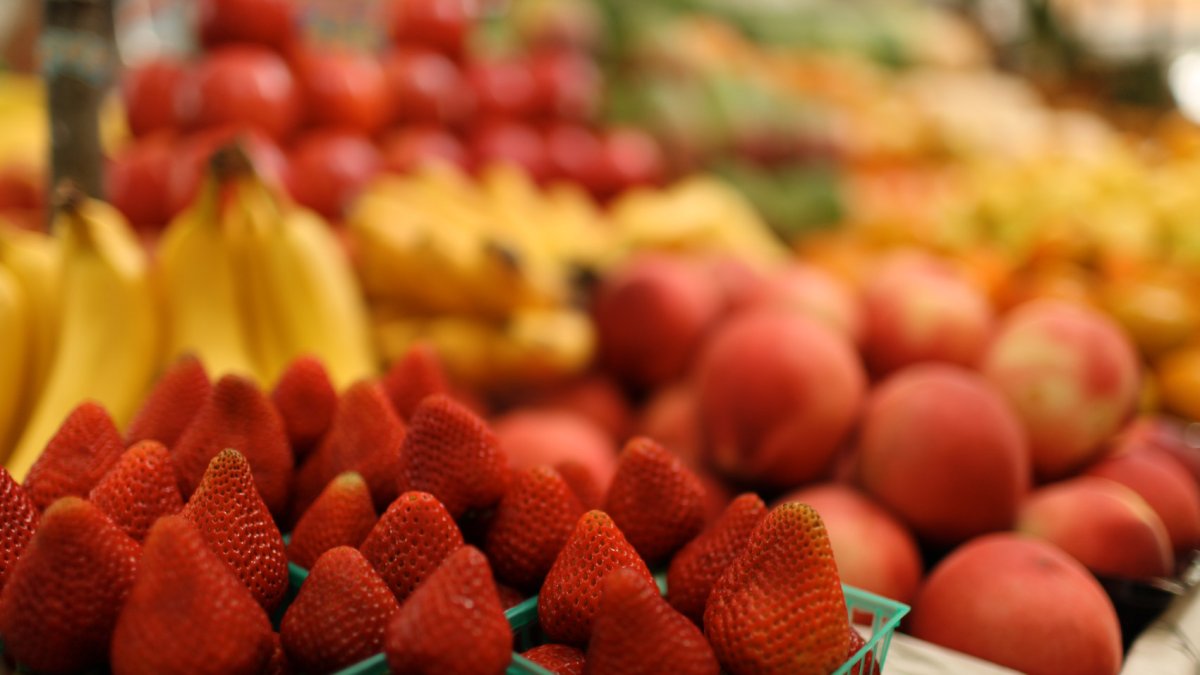Las frutillas es una de las frutas que han subido de precio en los mercados de Guayaquil.
