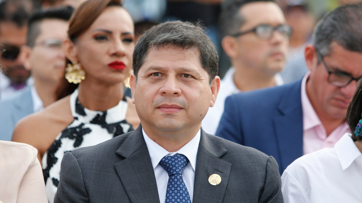 Danilo Palacios deja de ser ministro de Agricultura y Ganadería.