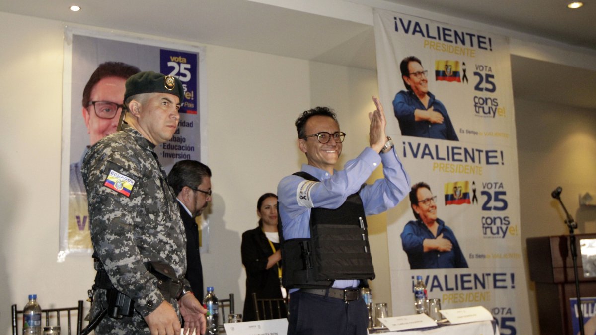 Christian Zurita reemplazó a Fernando Villavicencio en la papeleta tras su asesinato.