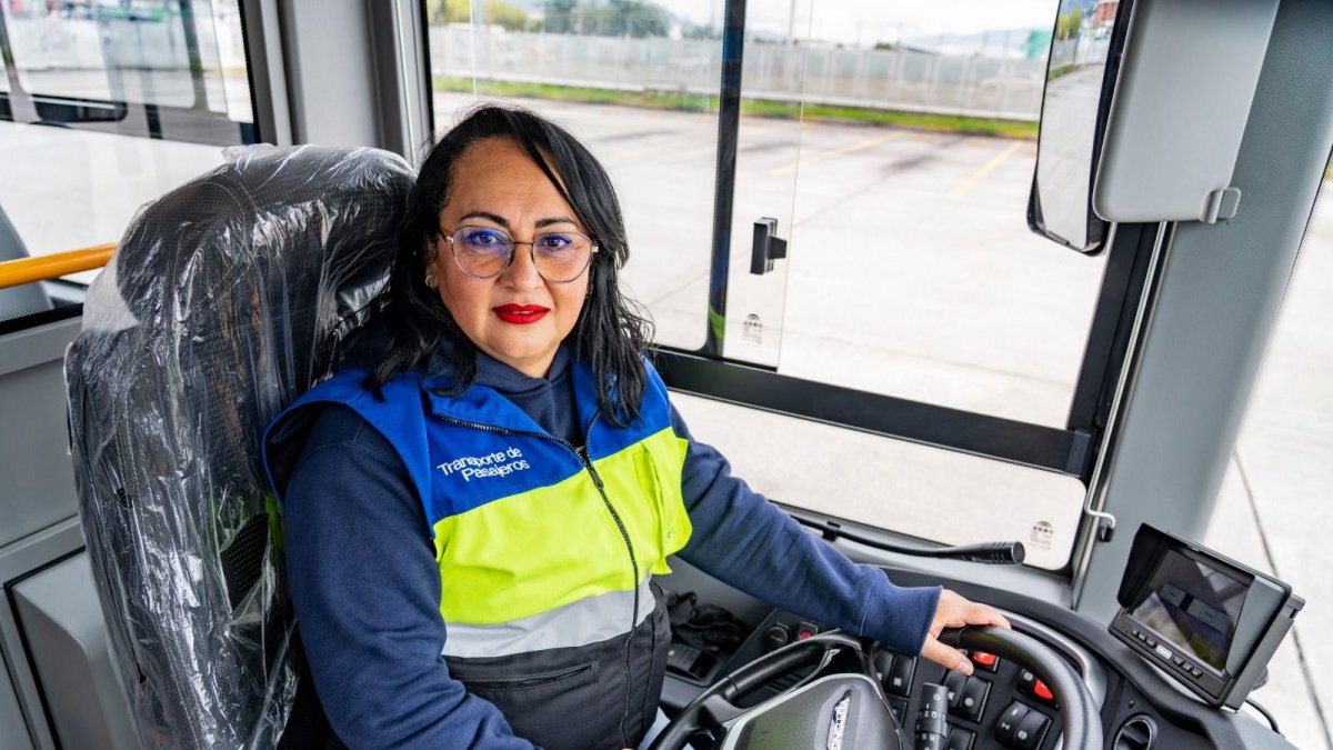 La Alcaldía de Quito busca 26 conductores para fortalecer el servicio de Ecovía y Trolebús.