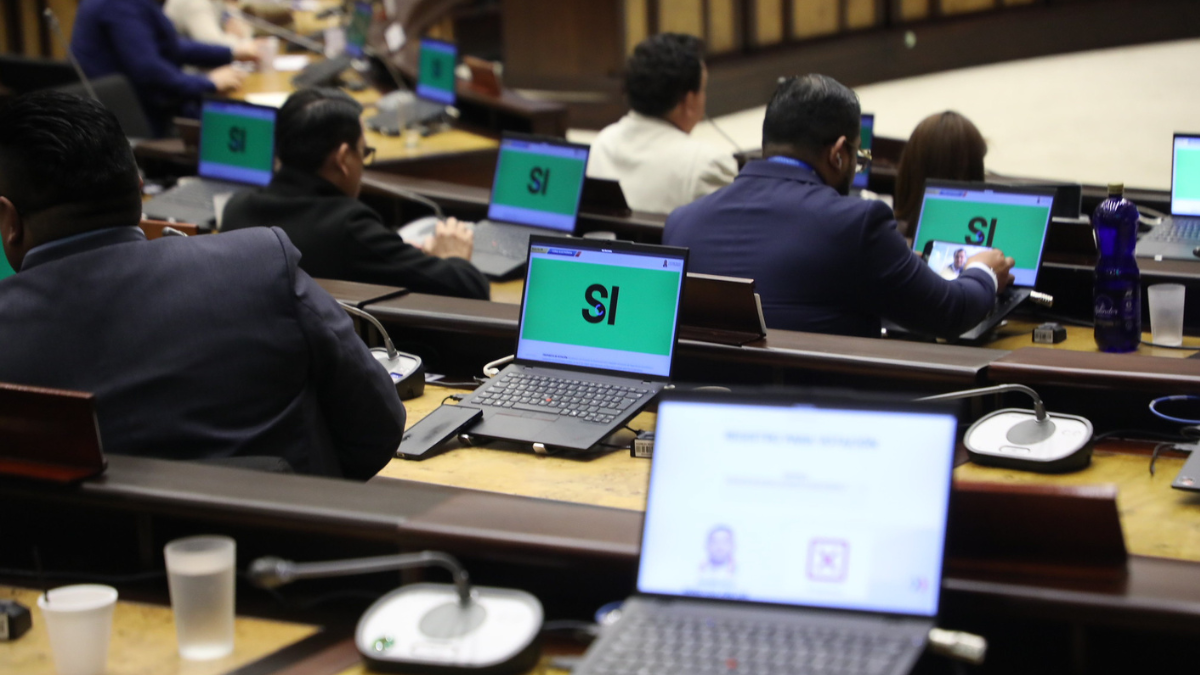 La Asamblea aprobó la resolución que respalda el proceso de negociación comercial con Estados Unidos.