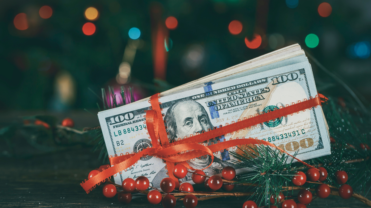 El bono navideño en Ecuador se calcula como la doceava parte de los ingresos anuales de los empleados formales.