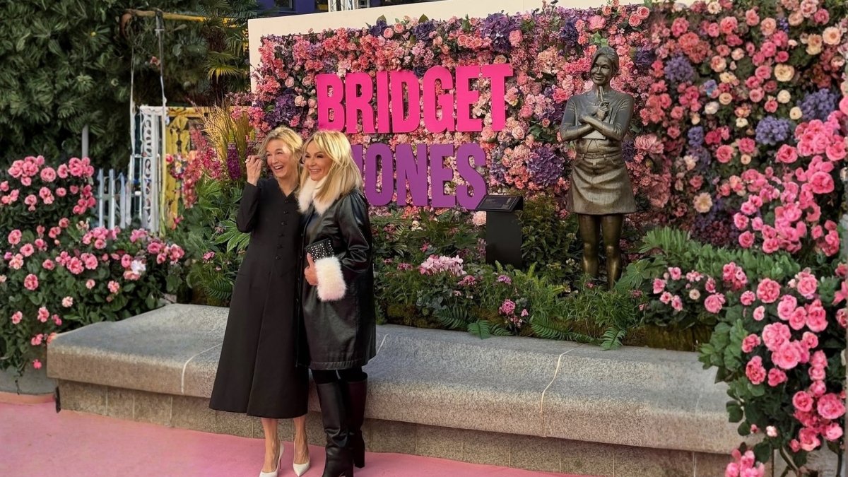 Evento de apaertura para mostrar la estatua de Bridget Jones. Renée Zellweger y Helen Fielding fueron las invitadas especiales.
