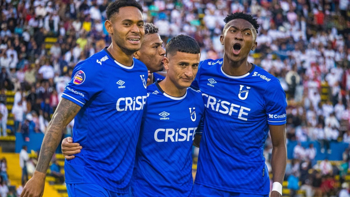 Universidad Católica recibirá a Libertad en el estadio Atahualpa.