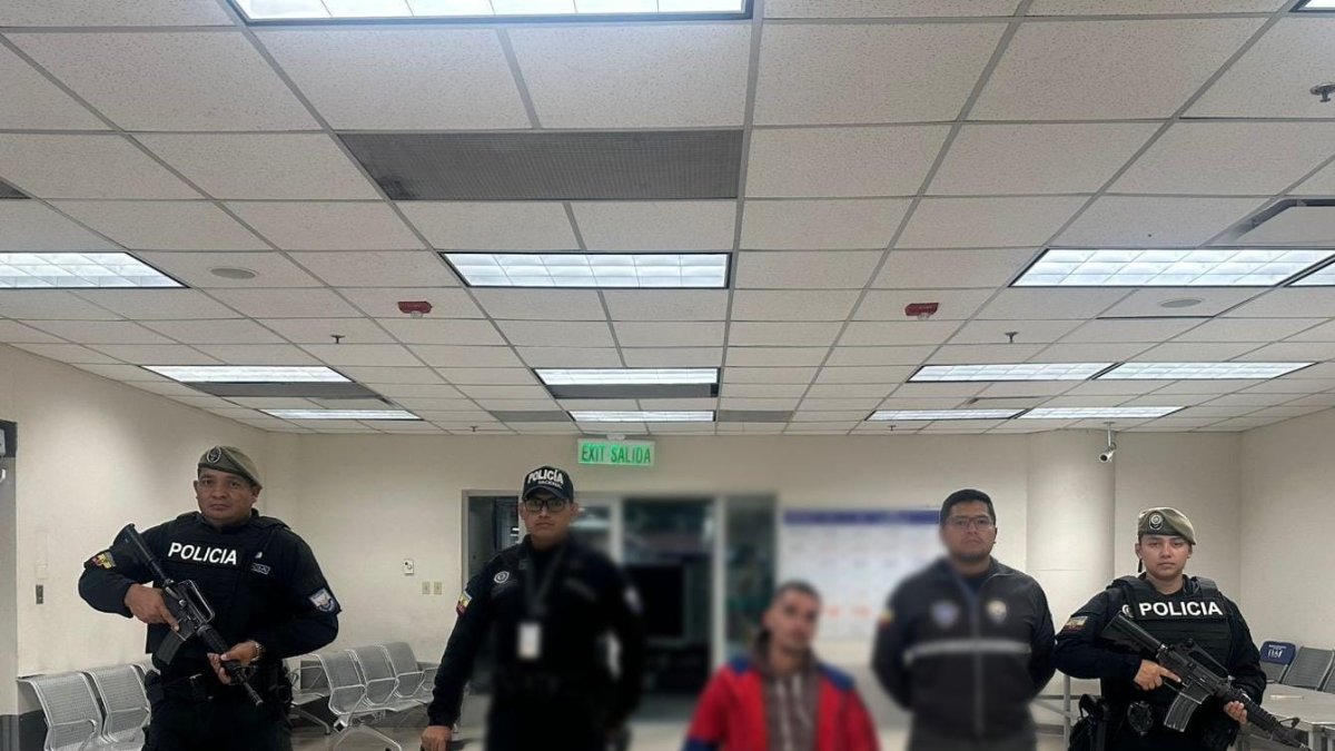 Un ciudadano de nacionalidad griega fue detenido en el aeropuerto.