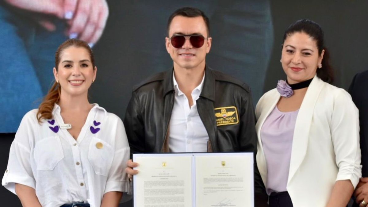 Arianna Tanca deja el Viceministerio de la Mujer.